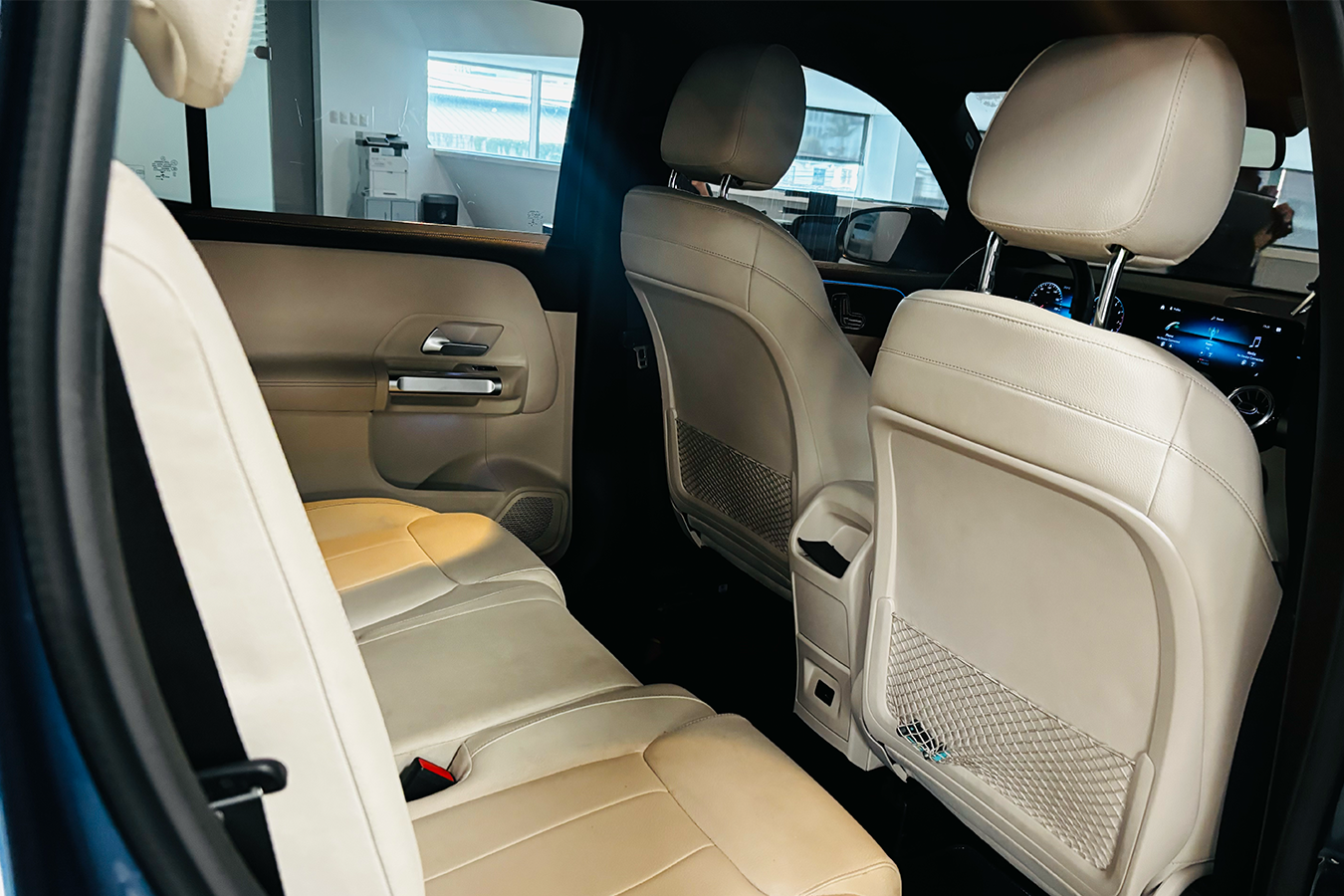 Mercedes Benz GLB 200